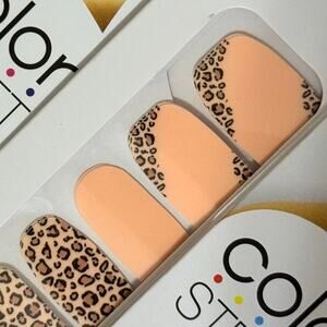 New Color Street “Trend Spotted” Pale Beige Leopard Print Nail Strips (Retired)
